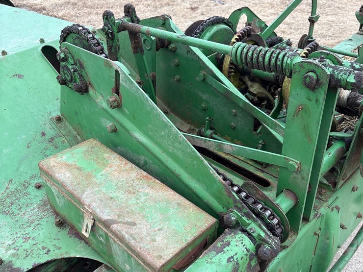 john-deere-24t-image-16