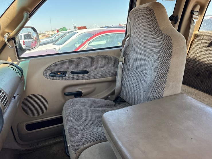 2001-dodge-ram-1500-image-41