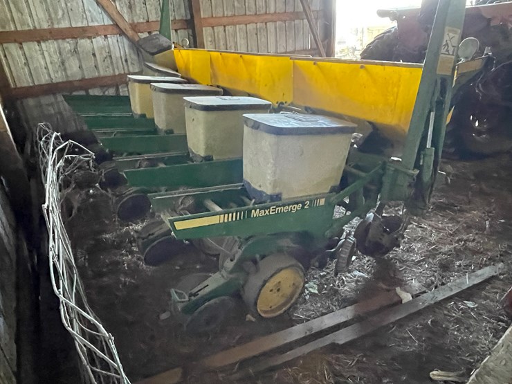 john-deere-7200-image-4