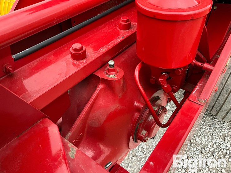 2011-new-holland-bc5070-image-18