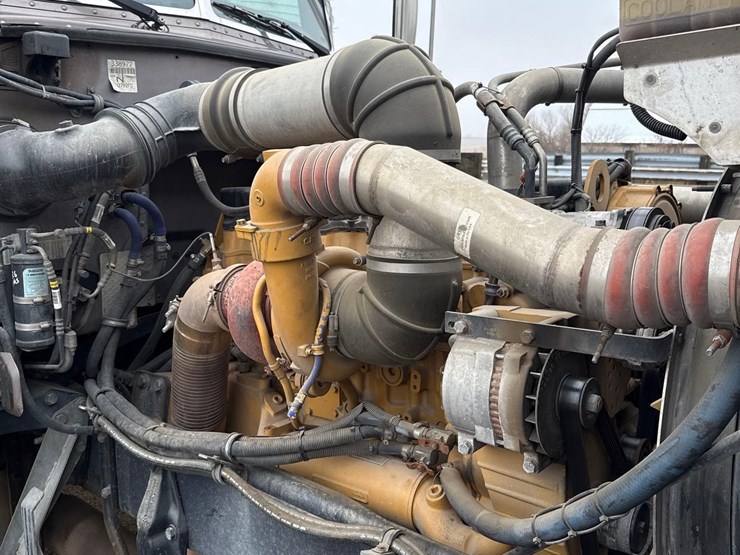 2016-peterbilt-389-image-128