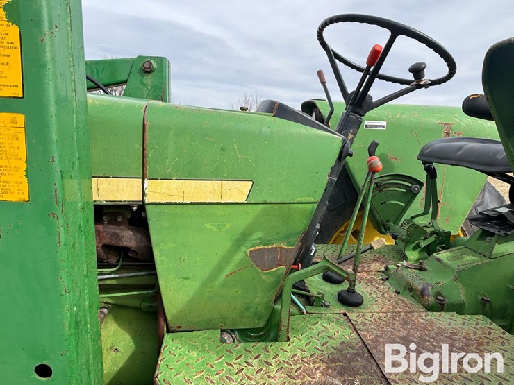 john-deere-2840-image-16