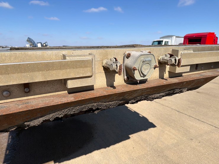 2003-chaparrel-102”-x-48ft-semi-flatbed-trailer-image-22