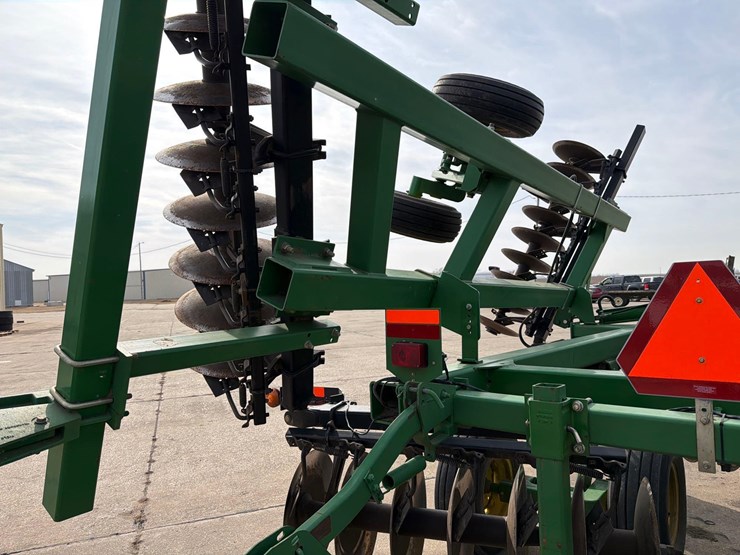 john-deere-637-image-33