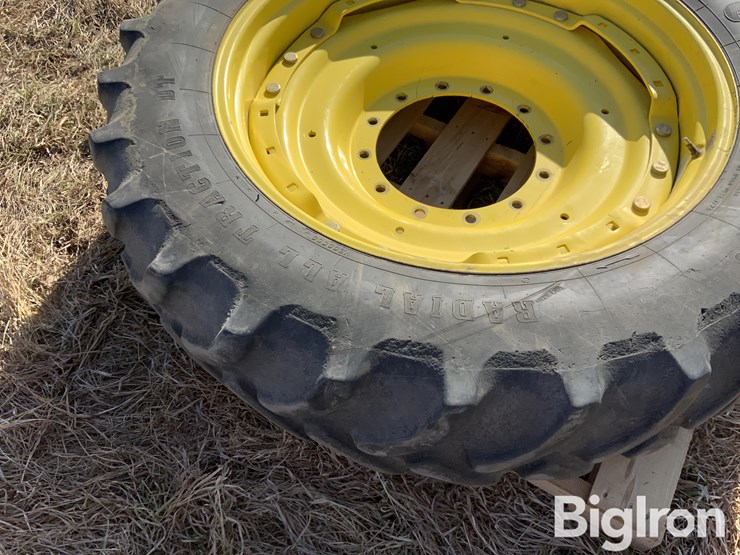 john-deere-8420-image-16