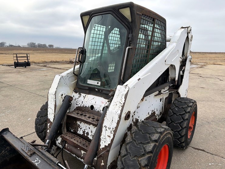 bobcat-s300-image-9