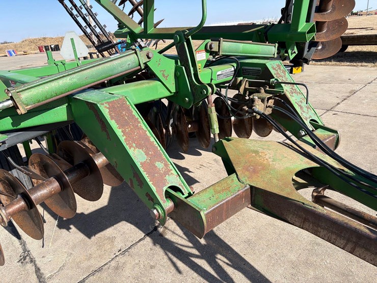 john-deere-630-image-18