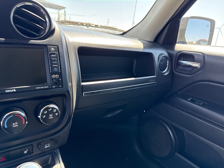 2012-jeep-patriot-image-26