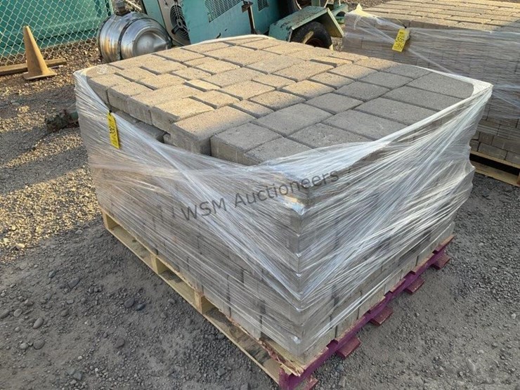 pallet-of-stone-pavers-image-2