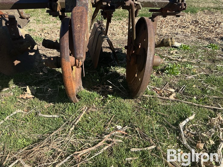 2-row-cultivator/hiller-image-13