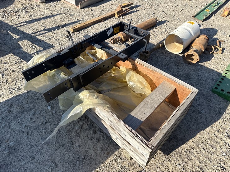 #35076-•-front-tractor-frame-inv#-35076-image-2