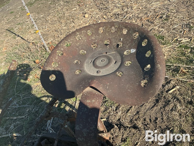 1-bottom-plow-image-12