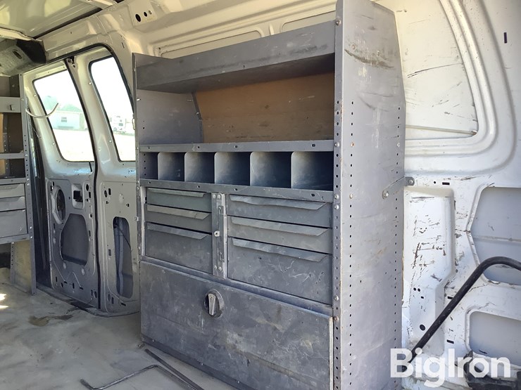 2013-ford-e250-image-18