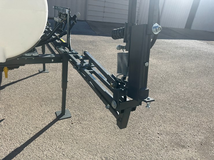 #32797-•-**unused-bowman-agmate-30'-200-gallon-sprayer-image-5