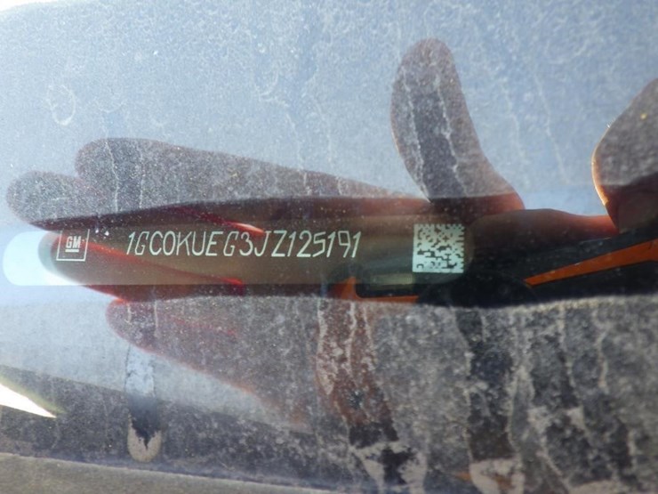 2018-chevrolet-2500hd-image-15