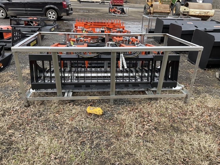 2025-pabreak-skid-steer-rock-grapple-bucket-(new)-image-2