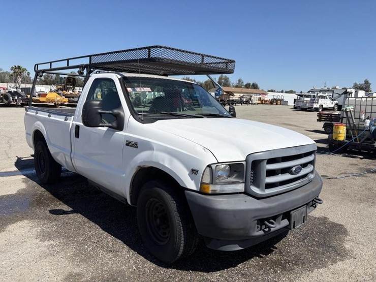 2004-ford-f350-image-2