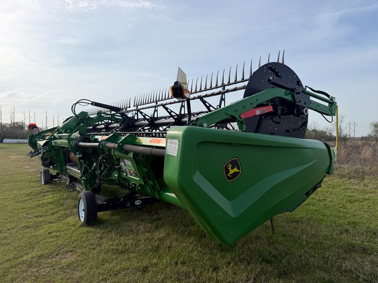 2024-john-deere-hd35r-image-4