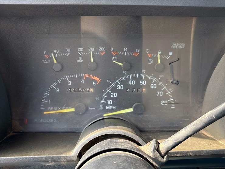 1994-chevrolet-silverado-1500-image-50