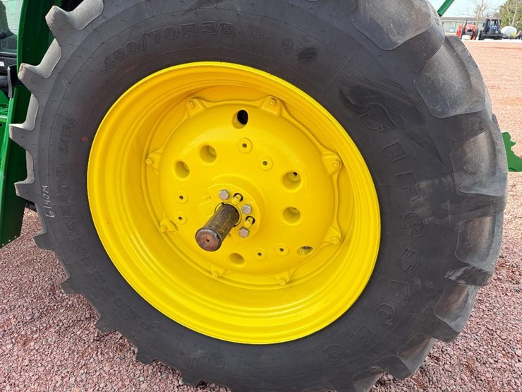 john-deere-6140m-image-7