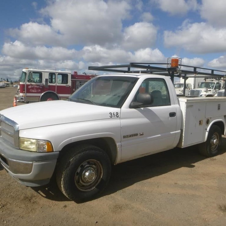 2001 DODGE RAM 2500