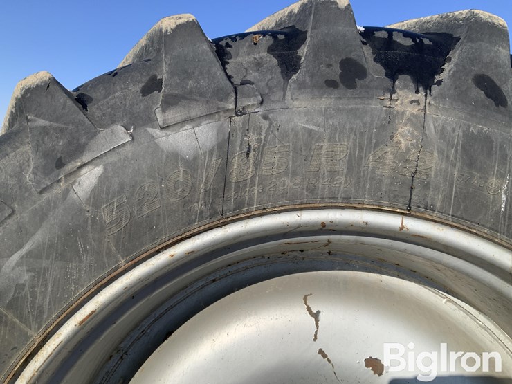 michelin-520/85-r42-tires-image-14