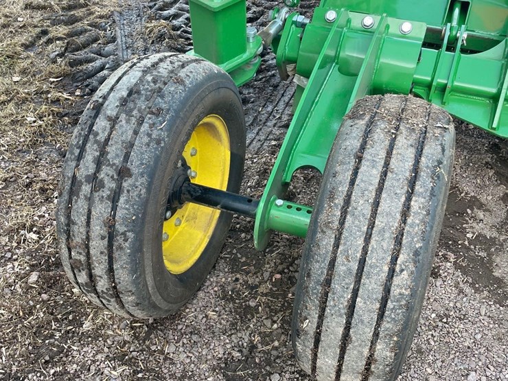 2022-john-deere-fc15r-image-8