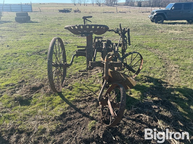 1-bottom-plow-image-6