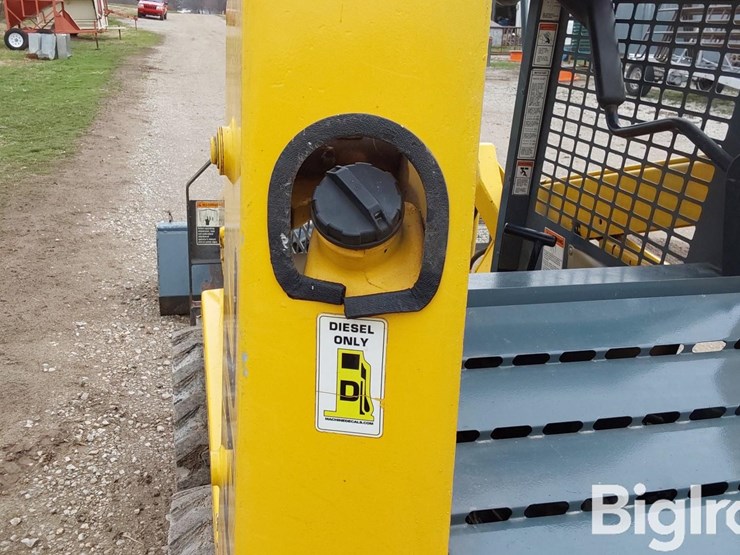 1993-gehl-3410-image-17