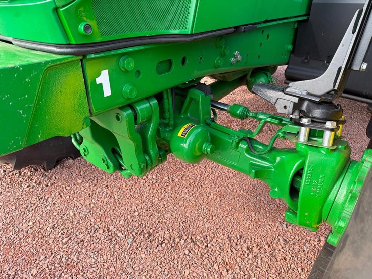 john-deere-6140m-image-36