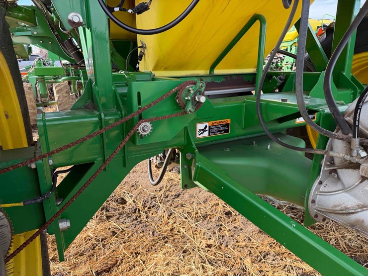 2011-john-deere-1890-image-34