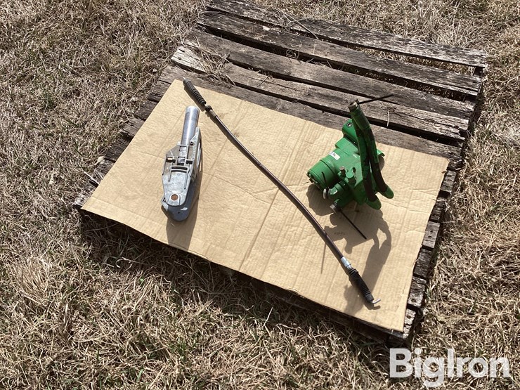 john-deere-8110-image-1