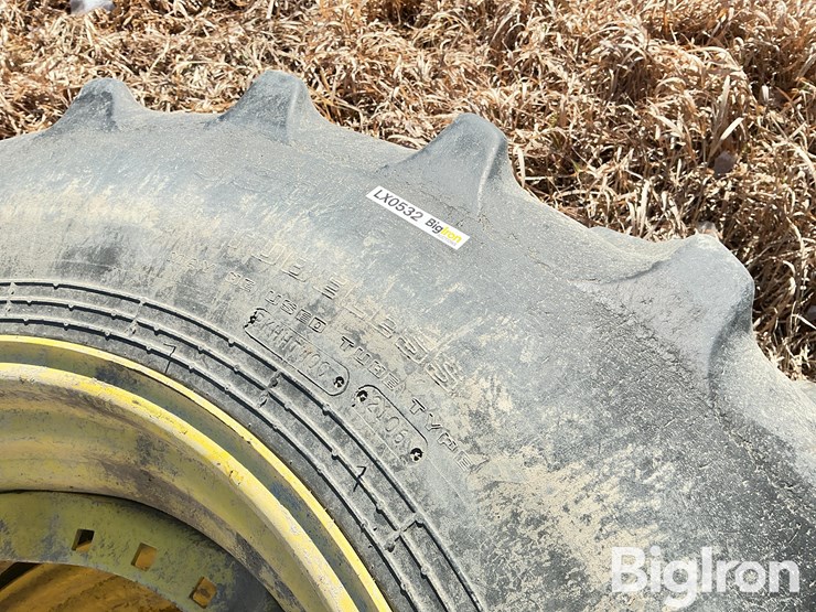 john-deere-380-image-12