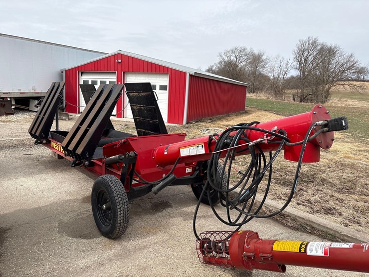 westfield-drive-over-pit-image-4