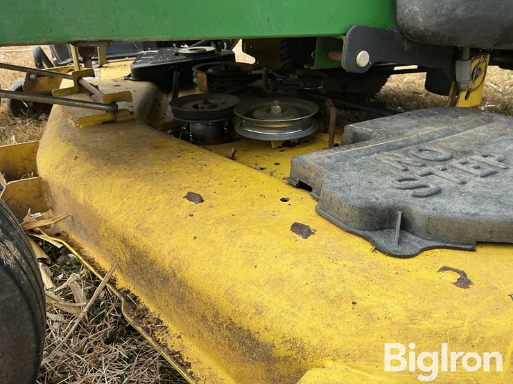 2010-john-deere-z445-image-11