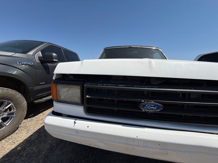 1988-ford-bronco-image-47
