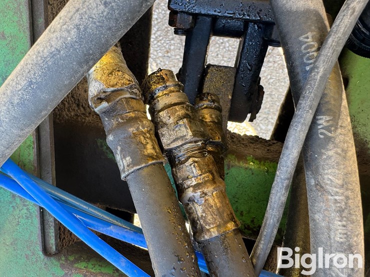 john-deere-7000-image-10