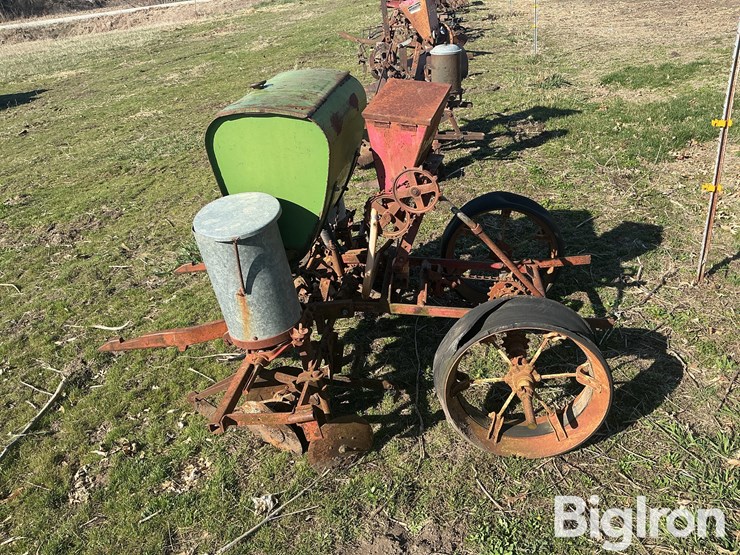 2r40-planter-image-8