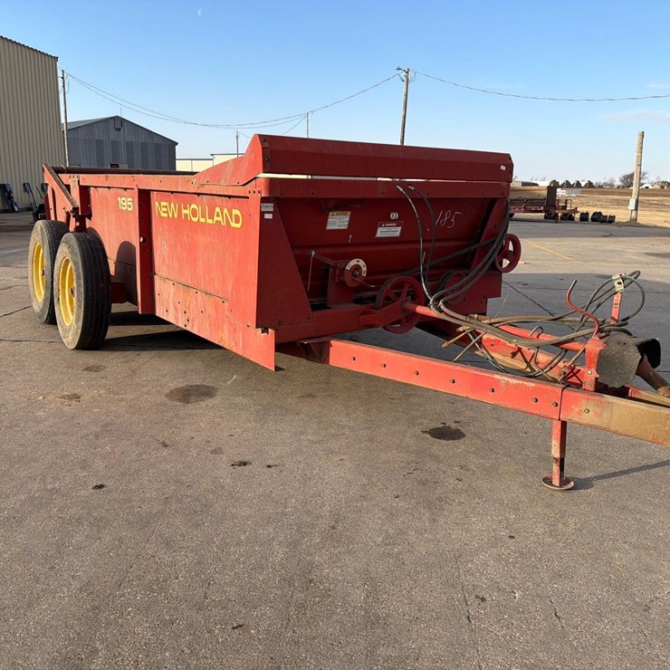 NEW HOLLAND 195