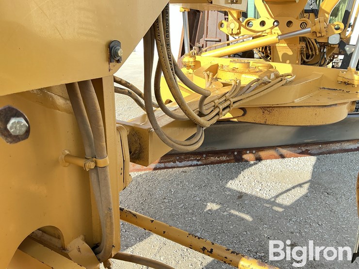 1998-caterpillar-160h-image-15