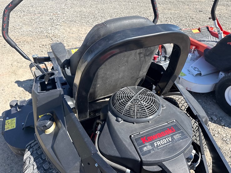 #19-•-gravely-ztx-52”-zero-turn-mower-094581-inv#-43330-image-8