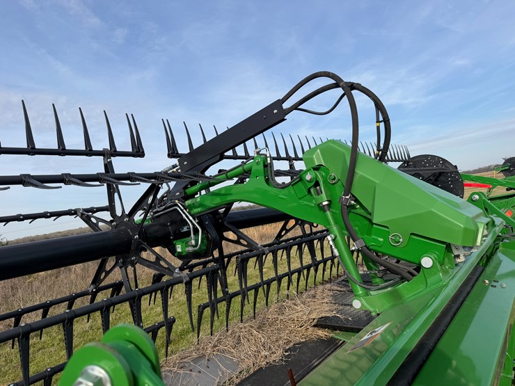 2024-john-deere-hd35r-image-23