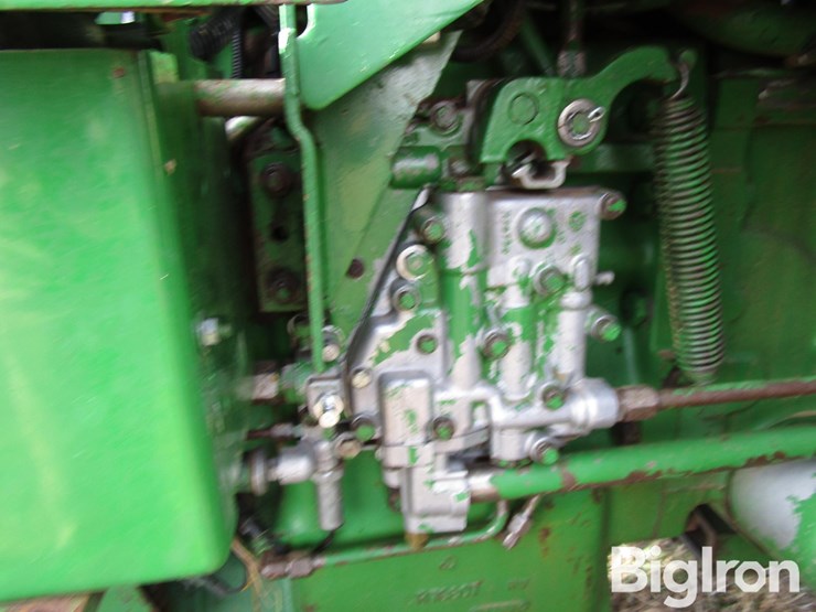 1990-john-deere-4555-image-12