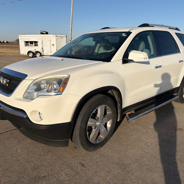 2010 GMC ACADIA SLT
