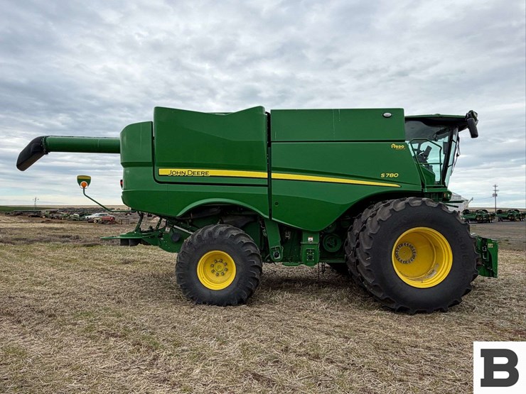2023-john-deere-s780-image-6