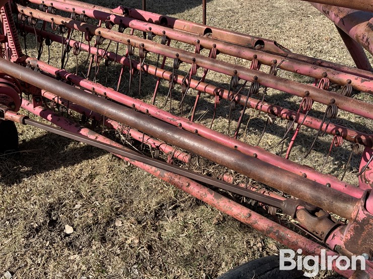 massey-ferguson-37-image-12