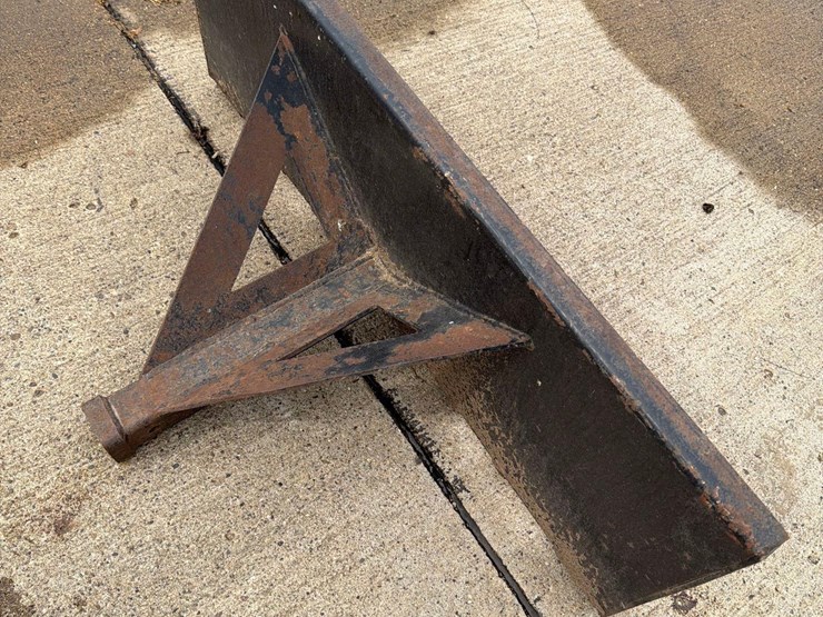 skidloader-receiver-hitch-plate-image-5