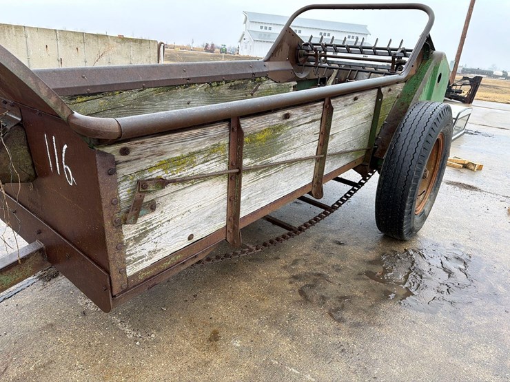 john-deere-10ft-manure-spreader-image-6