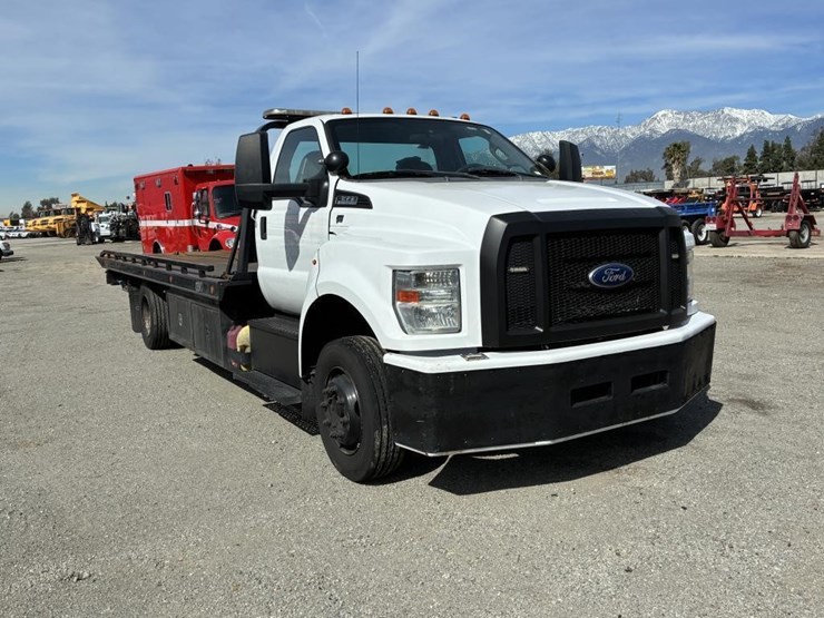 2016-ford-f650-sd-image-2
