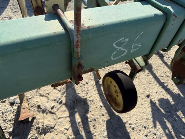 john-deere-31-image-39